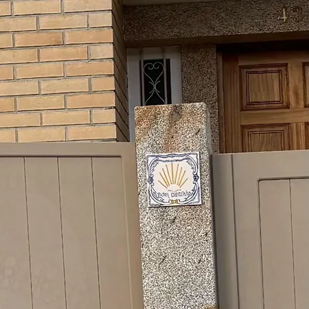 - Caminha, Portugal Couette-café